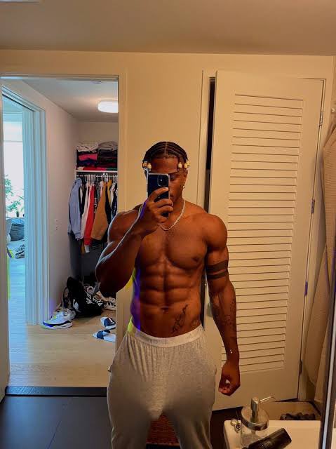 Husband material is up, acknowledge me.