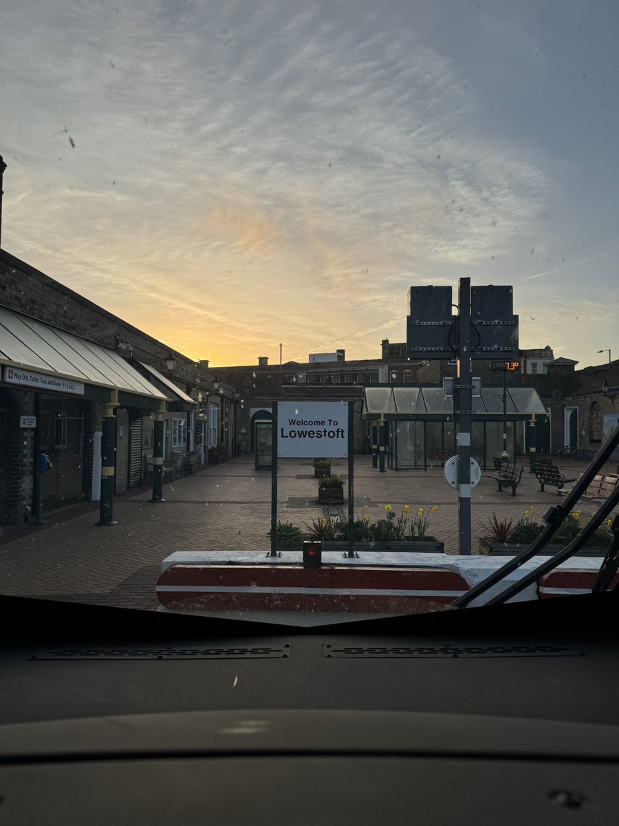 George 🚂 tweet media