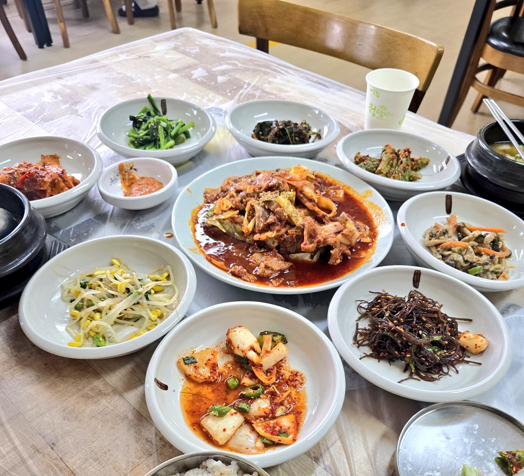 펑펑 tweet media