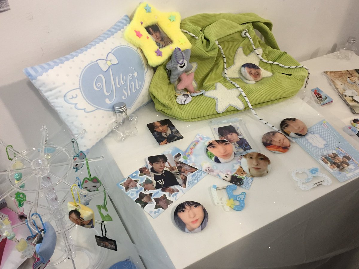 ngjncd's tweet photo. #となりの得能
#이웃집_토쿠노 
#유우시생일_축하해주면_좋겠네 
너무 예쁜 유우시 생카⭐️🪽 https://t.co/117PSNiiB3