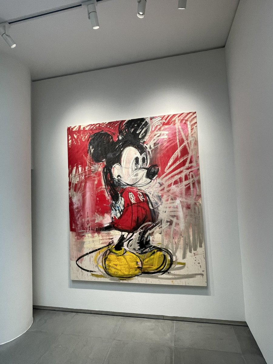 井田幸昌さんの作品展へ 独特の筆のタッチがお馴染みのキャラクター達