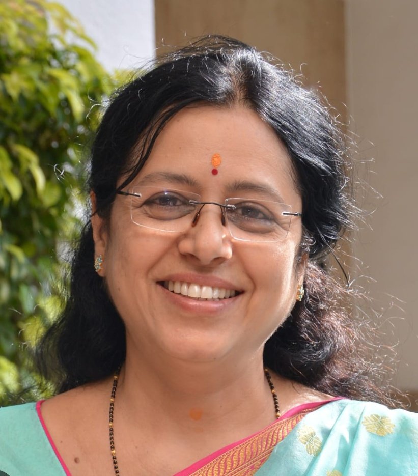 मी भारतीय (@core_punekar) on Twitter photo वक्फ बोर्ड सुधारणा विधेयकाबद्दल दोन महिलांचे मोठे श्रेय आहे.
ज्या अल्पसंख्याक विभागाच्या मंत्री असताना विधेयकाचा ड्राफ्ट पूर्ण झाला त्या स्मृती इराणी
आणि
JPC मध्ये मुद्देसूद चर्चेत ओवेसीसकट भल्याभल्यांना गप्प करणाऱ्या मेधा कुलकर्णी
हॅट्स ऑफ 🙏
<a href="/Medha_kulkarni/">Dr. Medha Kulkarni</a> <a href="/smritiirani/">Smriti Z Irani</a> वक्फ बोर्ड सुधारणा विधेयकाबद्दल दोन महिलांचे मोठे श्रेय आहे.
ज्या अल्पसंख्याक विभागाच्या मंत्री असताना विधेयकाचा ड्राफ्ट पूर्ण झाला त्या स्मृती इराणी
आणि
JPC मध्ये मुद्देसूद चर्चेत ओवेसीसकट भल्याभल्यांना गप्प करणाऱ्या मेधा कुलकर्णी
हॅट्स ऑफ 🙏
<a href="/Medha_kulkarni/">Dr. Medha Kulkarni</a> <a href="/smritiirani/">Smriti Z Irani</a>