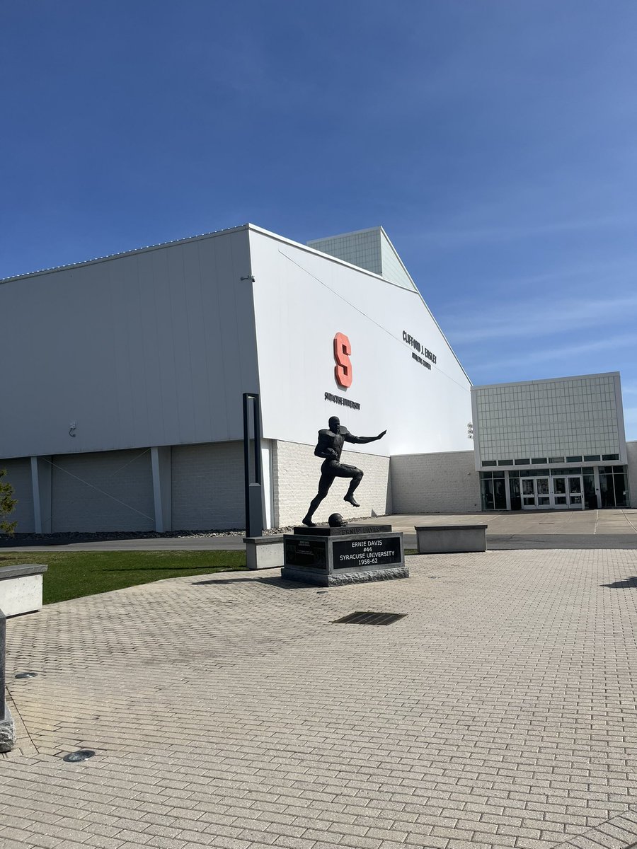 chris_simms5's tweet image. Had an amazing day on campus @CuseFootball. Got to see what it was like to be a football player, and a student athlete. The culture, players, and the coaches were amazing as well. #DART #cusefamily
@allpraisesdue7 @FranBrownCuse
@MRamirez_Cuse
@AlexKellyCuse
@Carlo44W