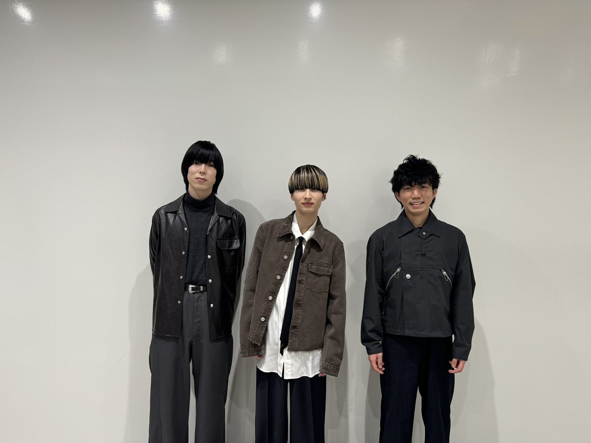 shytaupe's tweet photo. ⋆⸜ THANK YOU ⸝⋆

日本テレビ「バズリズム02」
ありがとうございました🌸✨
「スイートピー」披露させていただきました🪽

放送後からTVerで配信されています！
配信期間は放送後1週間🦖
ぜひご覧ください💫

🔗https://t.co/yWUHfZtg31

#バズリズム02 #シャイトープ #スイートピー @BUZZRHYTHM_NTV