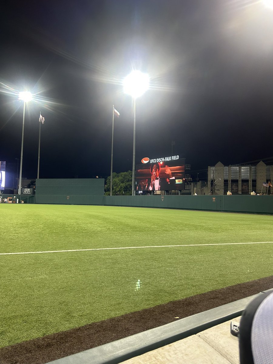 MichaelTaaffe16's tweet photo. Animal house reference at the disch #expand https://t.co/PvrrBW5Gjw