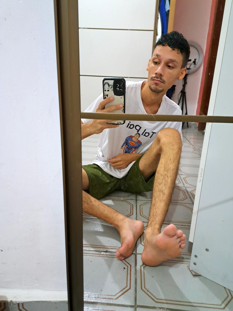 thomazjeeh's tweet photo. Boa noiite
#feet #feetfethish #feetman #boyfeet #feetboy #pesmasculinos #barefoot #boy #feetfethish #boyfeet #foot #barefoot #footboy #Brazilian #feet #tiktok #malefeet #footmaster #feetboys #pésmasculinos #pés #carioca #segundos https://t.co/RMsycZd0ng