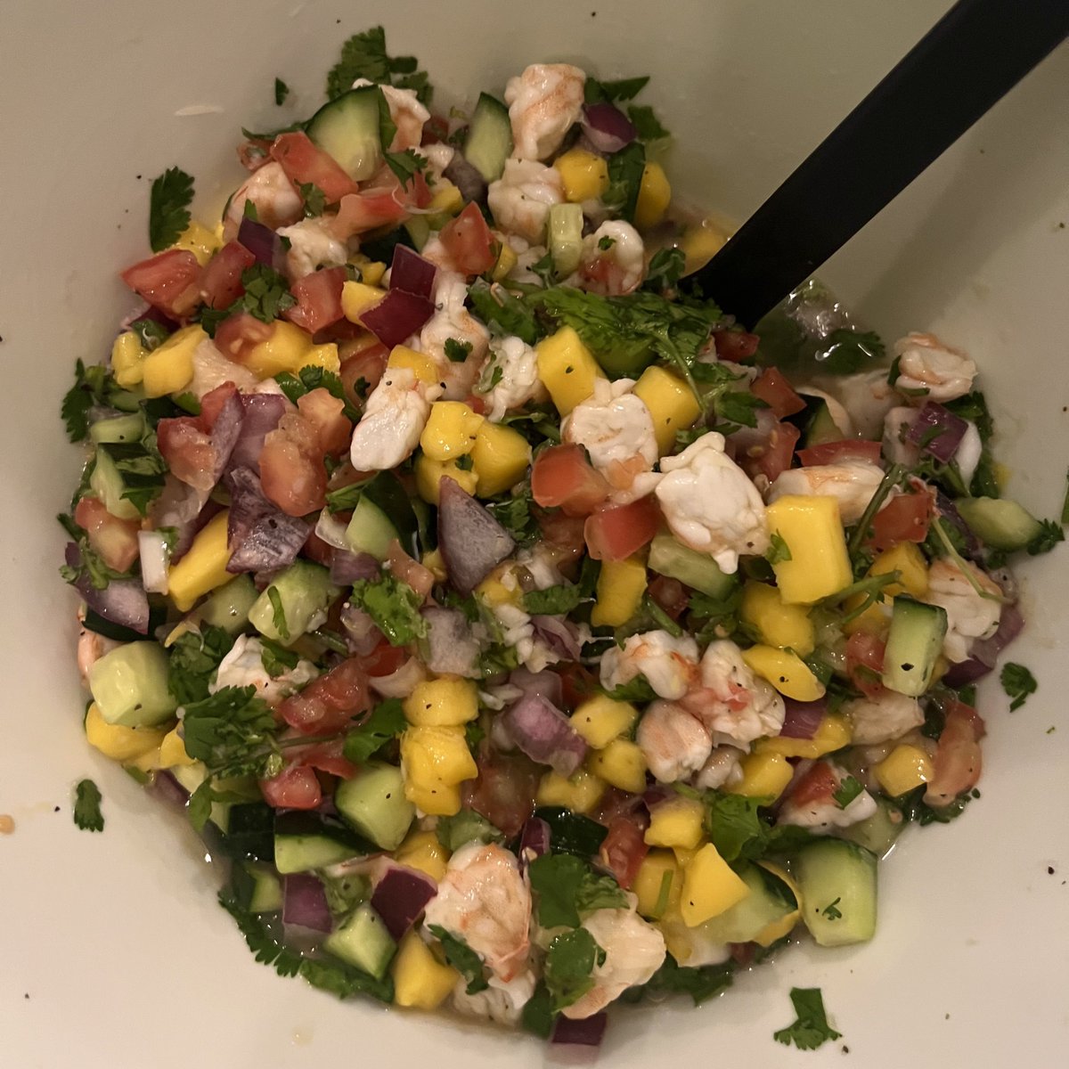 dieluqy's tweet photo. this mango shrimp ceviche I made😩 #domestic #whoneedthat #platesbyky https://t.co/JHr5qxdGrL