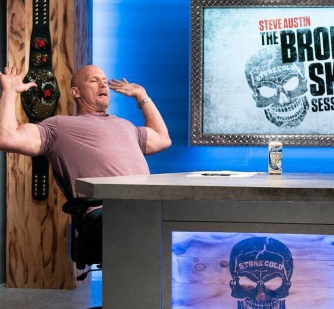 Justin_SofOK's tweet image. "SmackDown. 2025. You got 16,000 packed into the old Rosemont Horizon in Chy-cago. Stone Cold turns on the USA Network gimmick &amp;amp; sees Tiffy Time call you the Barry Horowitz of getting hitched. She hauls ass like the check's coming &amp;amp; I'm thinkin goddang, are we workin or shootin?"