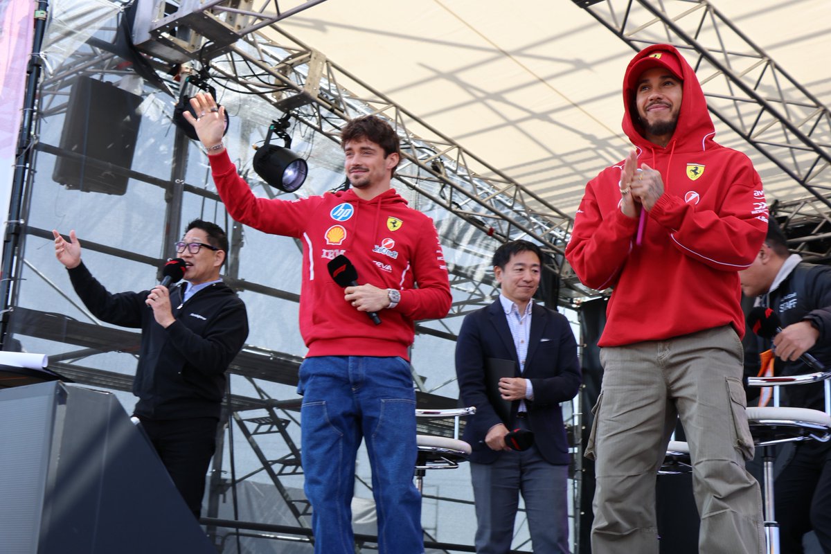F1 Drivers Stage スクーデリア・フェラーリ HPのルイス・ハミルトン