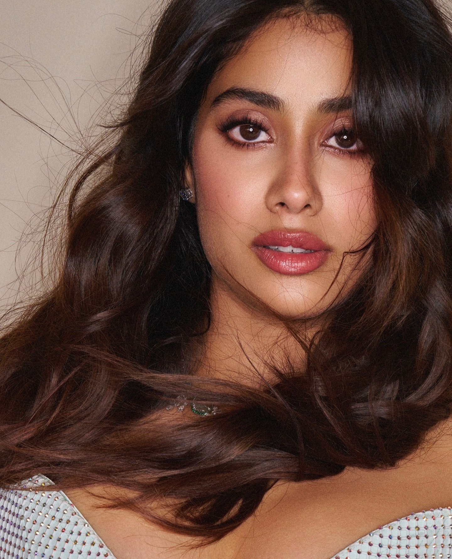 GnvFpFgXUAAt-X6?format=jpg&name=large