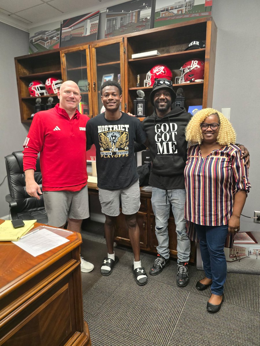 Markel Keyes (@markelkeyes) on Twitter photo #AGTG I am blessed to say a after an amazing conversation with coach <a href="/CoachYeah/">Scott Cochran</a> I’m glad to say I received an offer from the university of west Alabama
<a href="/DPTnola/">DPTnola</a> <a href="/djohnson0087/">Dustin Johnson</a> <a href="/CoachEChuter/">Eric Chuter</a> #AGTG I am blessed to say a after an amazing conversation with coach <a href="/CoachYeah/">Scott Cochran</a> I’m glad to say I received an offer from the university of west Alabama
<a href="/DPTnola/">DPTnola</a> <a href="/djohnson0087/">Dustin Johnson</a> <a href="/CoachEChuter/">Eric Chuter</a>
