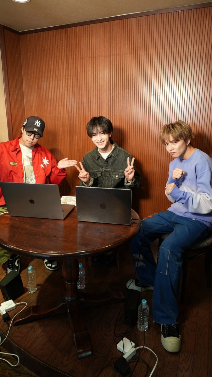 casinofanta's tweet photo. CASINO FANTASTCS
#TVer で#3 #4 の2話を見逃し配信中！
「巨大ジェンガリフティングチャレンジ」「部屋の中身はなんだろな」「だるまさんが踊った」など
#FANTASTICS メンバーが体当たりで企画にチャレンジして成功するかにBET！#CASINOFANTASTICS
@fantastics_fext
https://t.co/jRfxxdIB7M https://t.co/KcSZFwzUOE