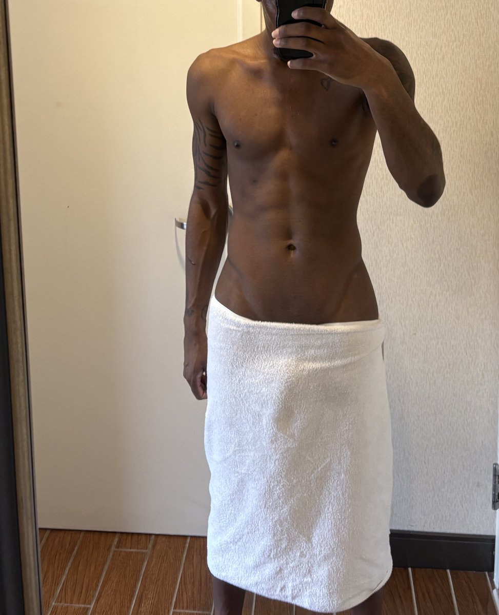 🦶🏾🦶🏾 tweet media