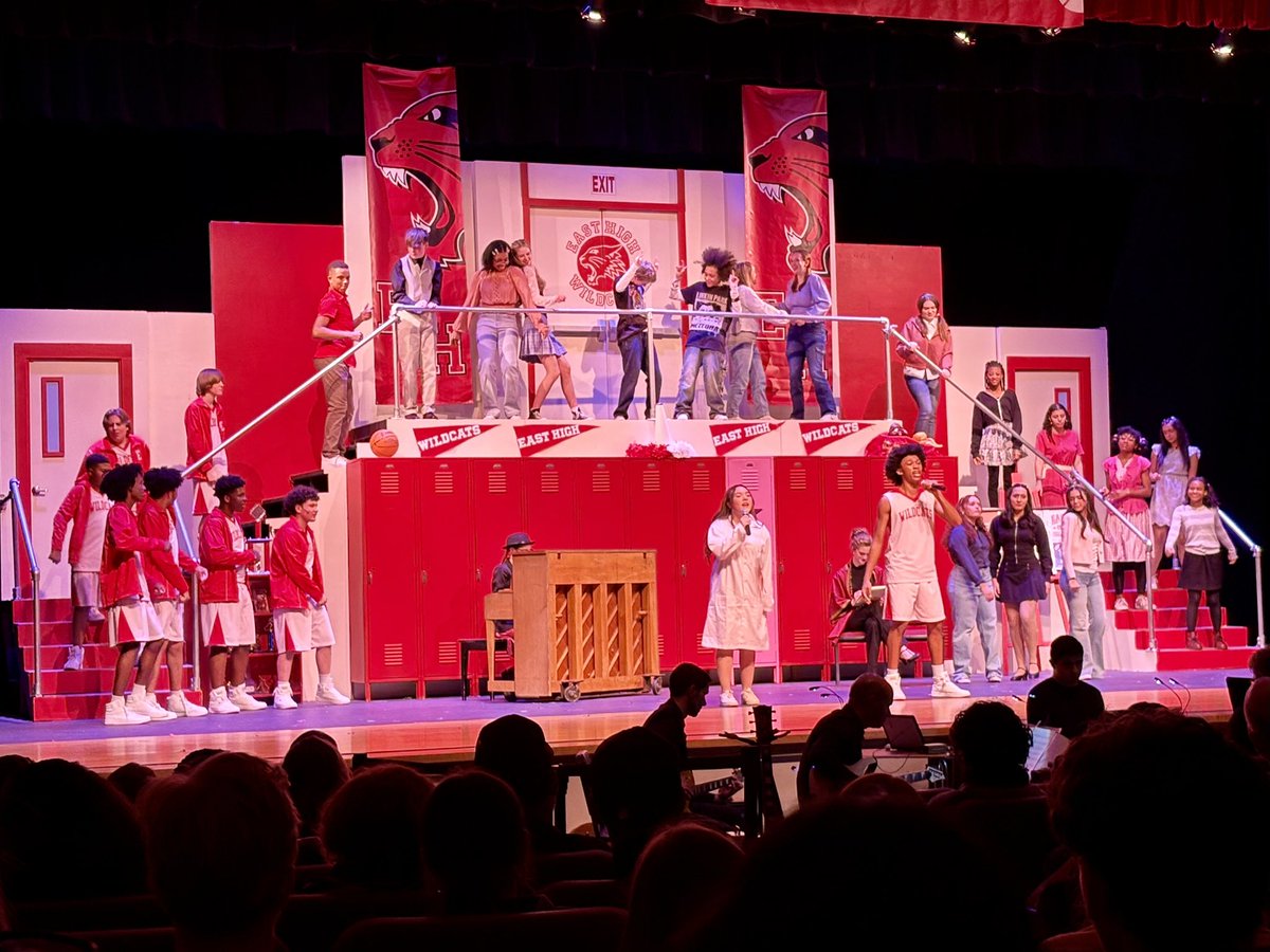 Kelly Scapellato (@rvdirectorcst) on Twitter photo Had so much fun at Red Devil Dramatics performance of High School Musical <a href="/reddevildrama/">Red Devil Dramatics</a> Had so much fun at Red Devil Dramatics performance of High School Musical <a href="/reddevildrama/">Red Devil Dramatics</a>