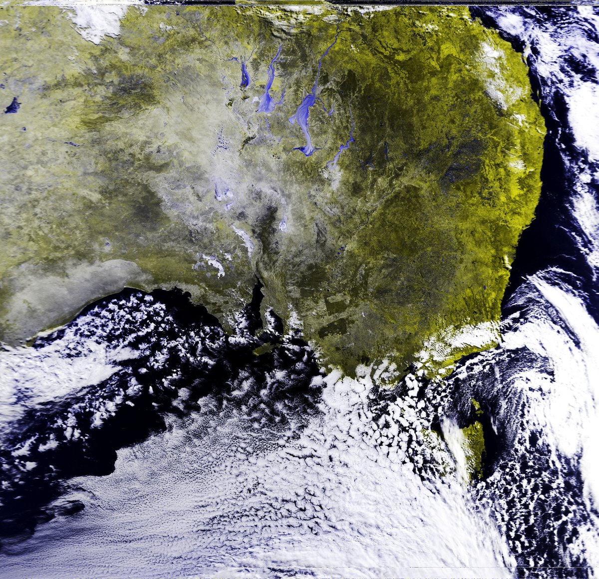 BenSKlerk1's tweet photo. #MetopB (23:20UTC) 10:20am 5 April AEDT
#Satdump, #DiscoveryDish, #Airspy mini
Metop give very nice details of all the floods in #Australia.
#weather #HRPT #Satellite #BOM_QLD #BOM_AU #QLDFLOOD https://t.co/8OHAV3PLXK