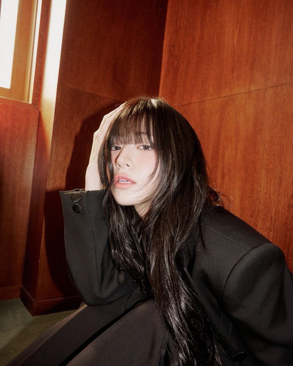 UNSEQUENCES's tweet photo. @TamagoPost ️ ️ ️
Call me Vanessa.
Born in 1997, a little bit about me : A worker at day, a party people at night. Do not asking how can I work at the day because I have a privilege. Currently stay in Jakarta but I still in Seoul.
 ️ ️ ️ https://t.co/7nBKNZh509
