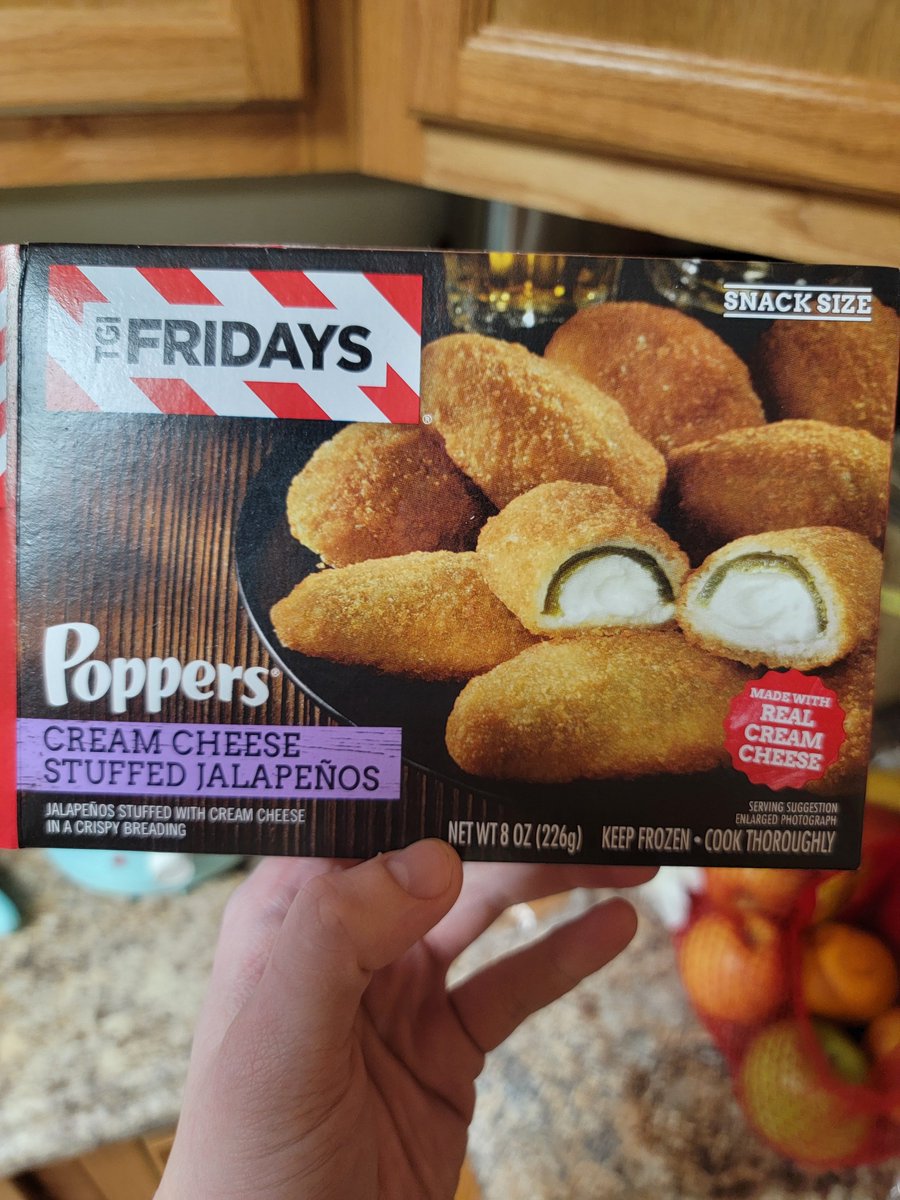 Was expecting at least 9 #TGIFridays poppers in the box, since it said at least 3 servings of 3. 😭

Still yummy, tho.