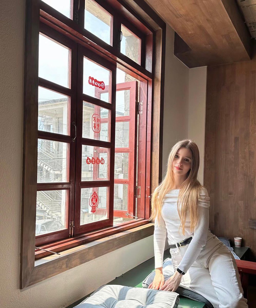 I found a corner like a treasure on the mountain. It's beautiful.