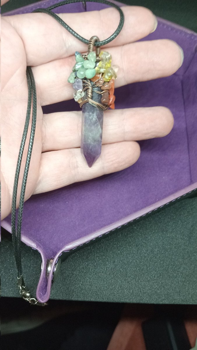 kijokomoro's tweet photo. Gorgeous amethyst crystal talisman. Can be blessed for you. DM or Telegram https://t.co/5KBDZYKzzG
#talisman #blessedobjects #spiritualprotection #spiritchat #spiritual #supernatural #Metaphysics #mindbodyspirit https://t.co/rVcNnegtER