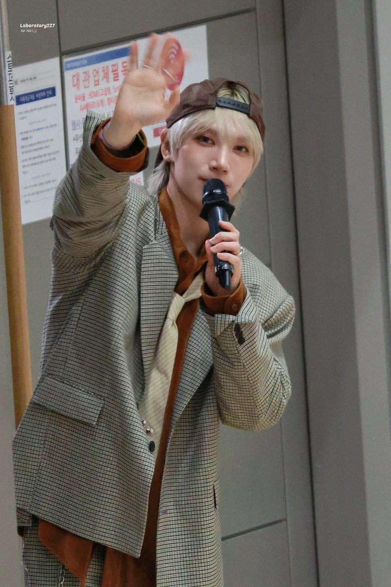 •HQ•
250405 미니팬미팅 

#텐 #TEN #เตนล์  #NCT  #WayV  #웨이션브이