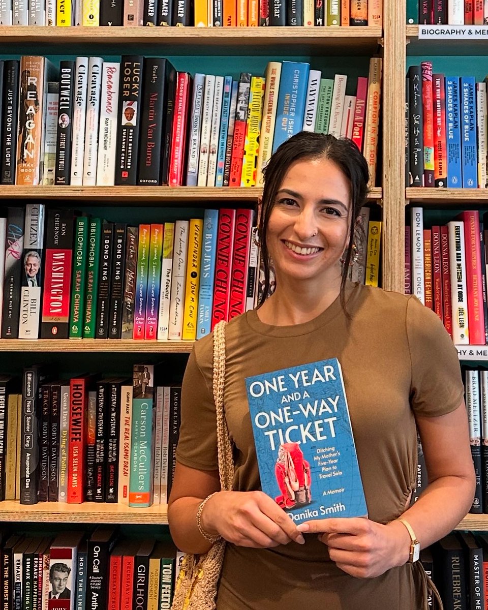 "If you enjoy Eat, Pray, Love, or Into the Wild, and Happiness for Beginners, this one is for you!" I'm in #losangeles until the end of April and want you to get a signed copy before I #travel elsewhere 👀 Tag someone who needs #confidence to travel solo! danikaduartesmith.com/discounted-sig…