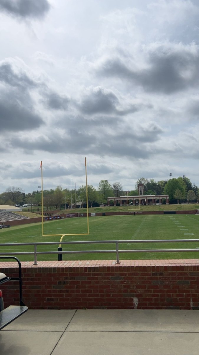 Creston_A's tweet image. Great time visiting Elon Today! @MarshallLaymarr @MBrookFootball @TrenchesElite @CoachHarris20 @Coach_Stad