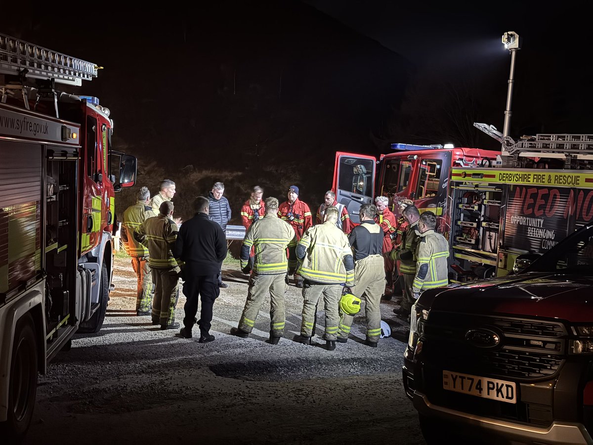 Fire Photos tweet media