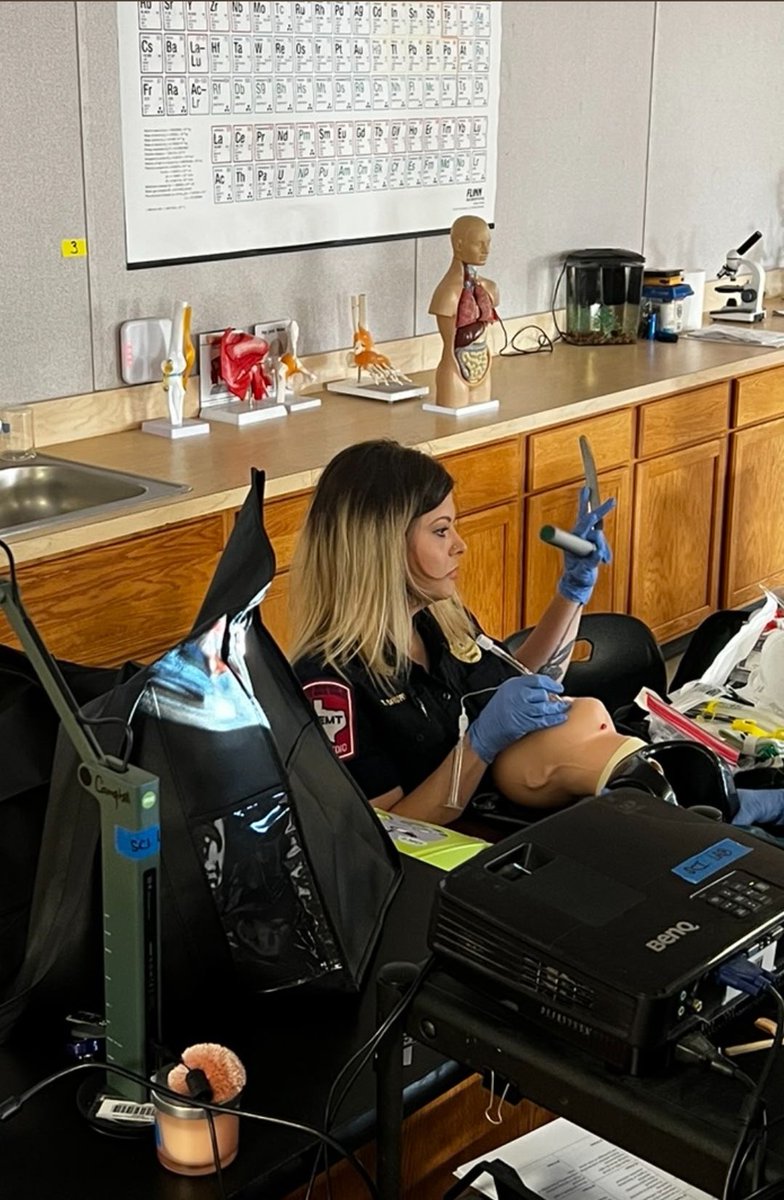 mpv603's tweet image. We’re honored to present an advanced airway management scenario to the Aristoi Classical Academy. Paramedic Drury was also able to speak on careers in EMS as well as mental health resources for First Responders. 🚑 Thank you, Cheyenne, for letting your mom hang out.