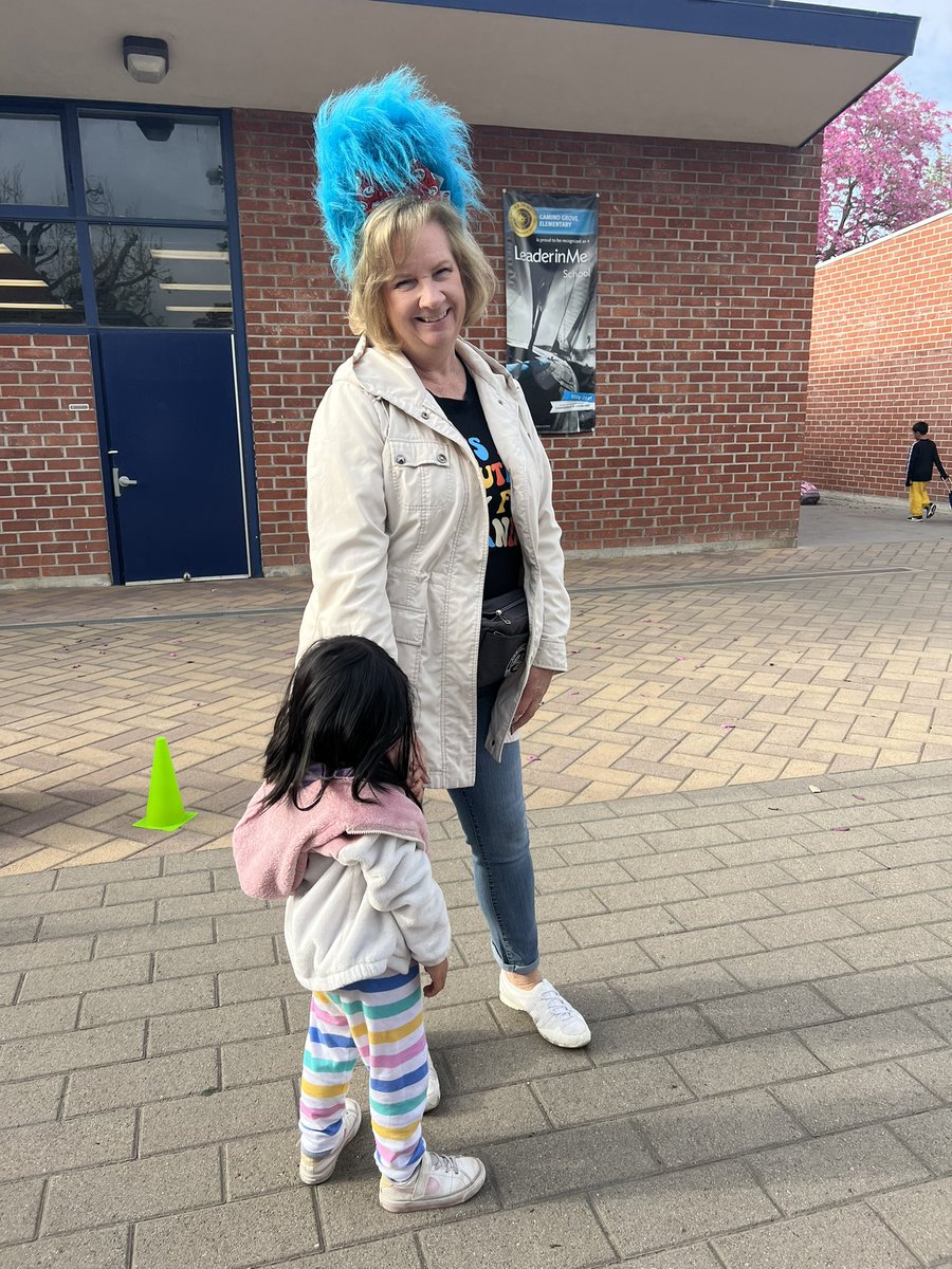 HalimStephaniee's tweet image. 🎉🌱🥳@TheLeaderinMe school wide goal met, 👗 dress like your favorite 📕 character 🎭@CaminoGrove @ArcadiaUnified @arcadiapl #Reading #teacherlife 🧑🏻‍🏫👨‍🏫👩🏻‍🏫👨🏽‍🏫👨🏾‍🏫👩🏿‍🏫👩🏼‍🏫