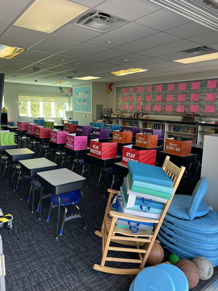 HalimStephaniee's tweet image. ✖️➗➕🟰🤼‍♀️➖🟰🧮Math challenge Tournament 🏟️ @HollyDolphins with @Lisakuo12345 @ArcadiaUnified #Mathematics representing @CaminoGrove #TEACHers #teacherlife