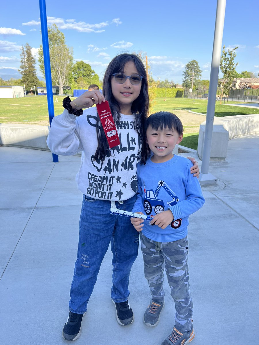 HalimStephaniee's tweet image. ✖️➗➕🟰🤼‍♀️➖🟰🧮Math challenge Tournament 🏟️ @HollyDolphins with @Lisakuo12345 @ArcadiaUnified #Mathematics representing @CaminoGrove #TEACHers #teacherlife
