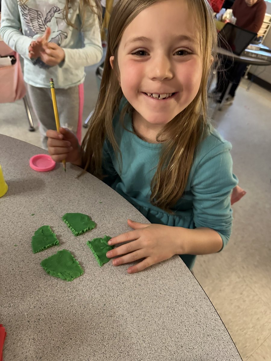 Milaynie May tweet media