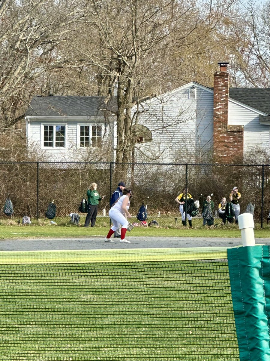 kgeer33's tweet image. 1st Home meet & 1st Home Softball game! Josh did amazing in the 800m, came in 1st & a new PR! BR was the only team to run the 4X400, Josh & his teammates did great! Maddie played a tough team & unfortunately fell to KP but played well & had fun. Great start for both kiddos! 🥎🏃♂️