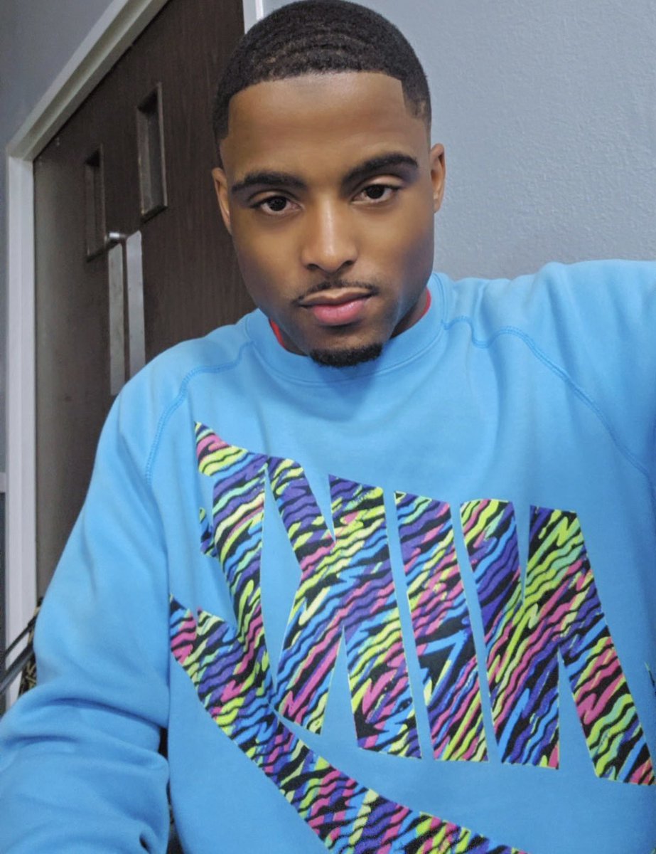 _Onehandsomeguy's tweet image. 