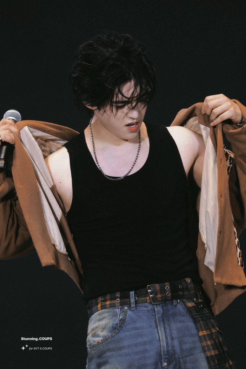 seungcheol is indeed showing the sexiness of his 30s