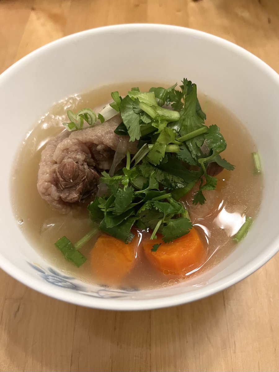 🖤 Christine tweet media