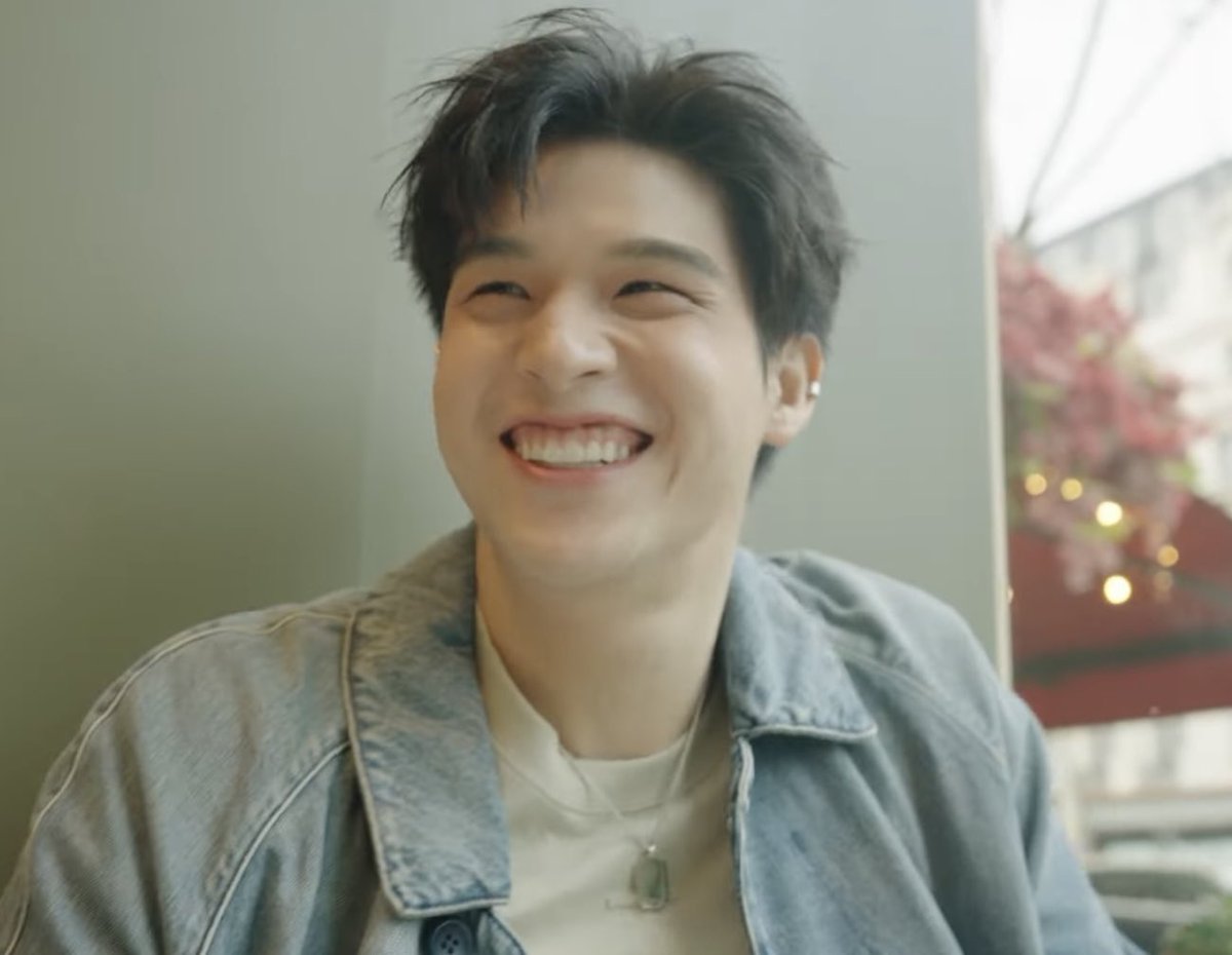Wandyiyyyyyy's tweet image. ไอ่เดกไข่ต้มของแม่มู้จู้มาก มังน่ารักอ่าา😭😭🫠😭🫠😭😭😭😭😭🤣😭😭

SKY IN PARIS

#CoffeeMinuteWithSky