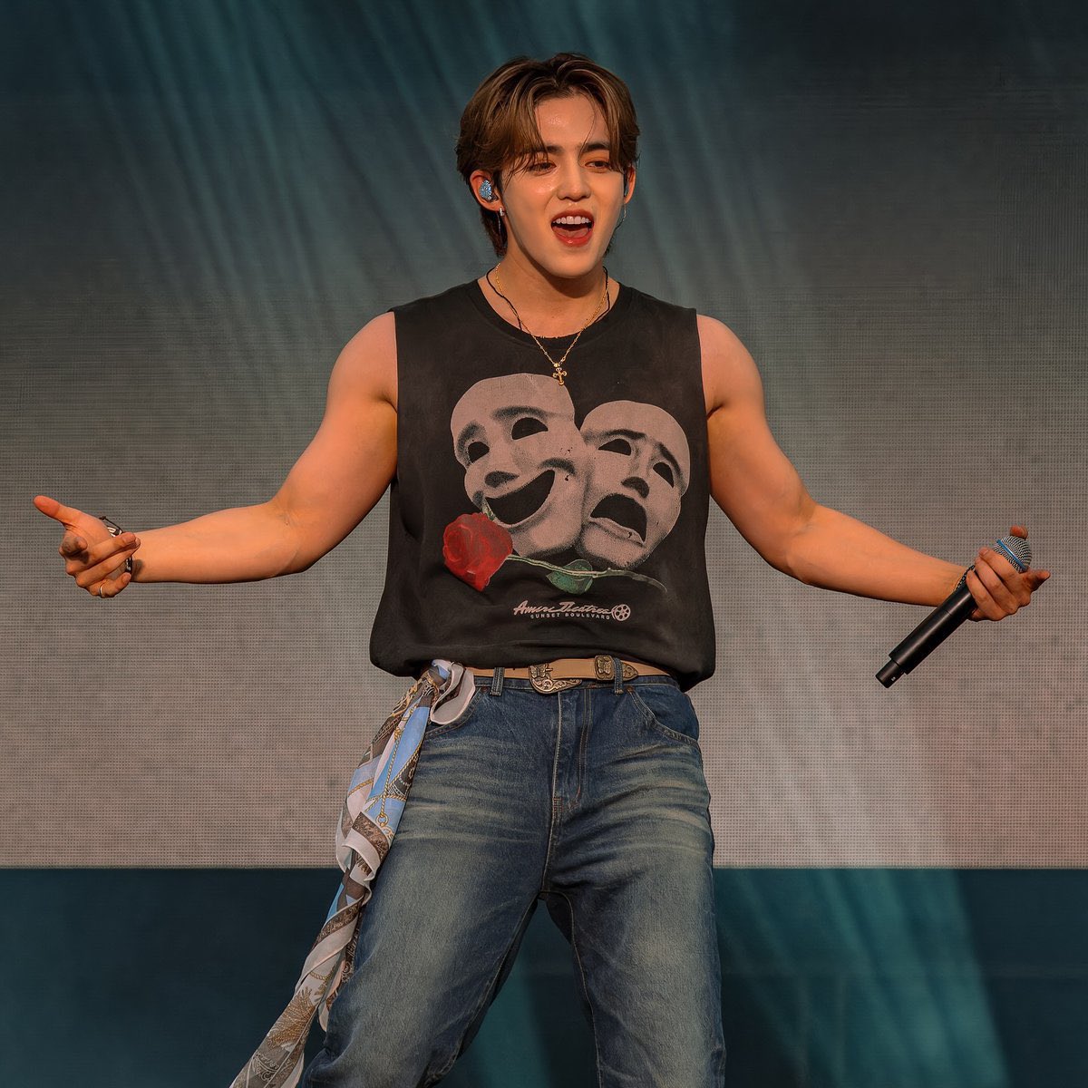 sounds_of_cheol's tweet photo. glastonbury 
lollapalooza 
tecate pal norte 

SEVENTEEN CARATS LEADER SCOUPS! https://t.co/3s4hhMebYy
