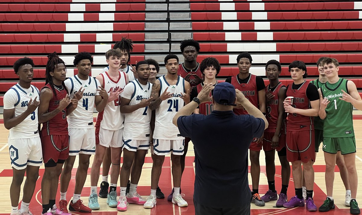 Coach Tim Monahan (@coachtmonahan) on Twitter photo Loved watching these two guys play together one last time tonight in the D16 All-Star game. Not only are they great athletes, they are better young men ❤️🏀
<a href="/chuckqlark/">chuck clark</a> <a href="/GrantWaters2027/">Grant Waters</a> #RiseAsOne Loved watching these two guys play together one last time tonight in the D16 All-Star game. Not only are they great athletes, they are better young men ❤️🏀
<a href="/chuckqlark/">chuck clark</a> <a href="/GrantWaters2027/">Grant Waters</a> #RiseAsOne