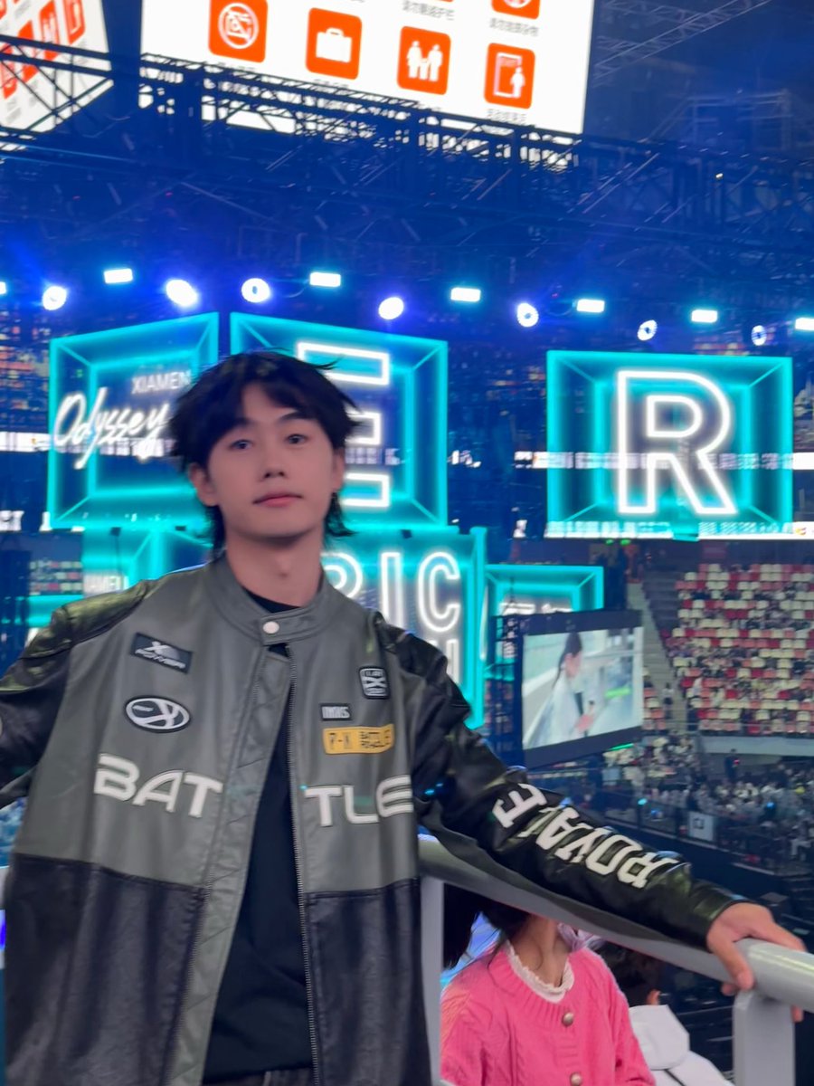 一块鱼饼 tweet media