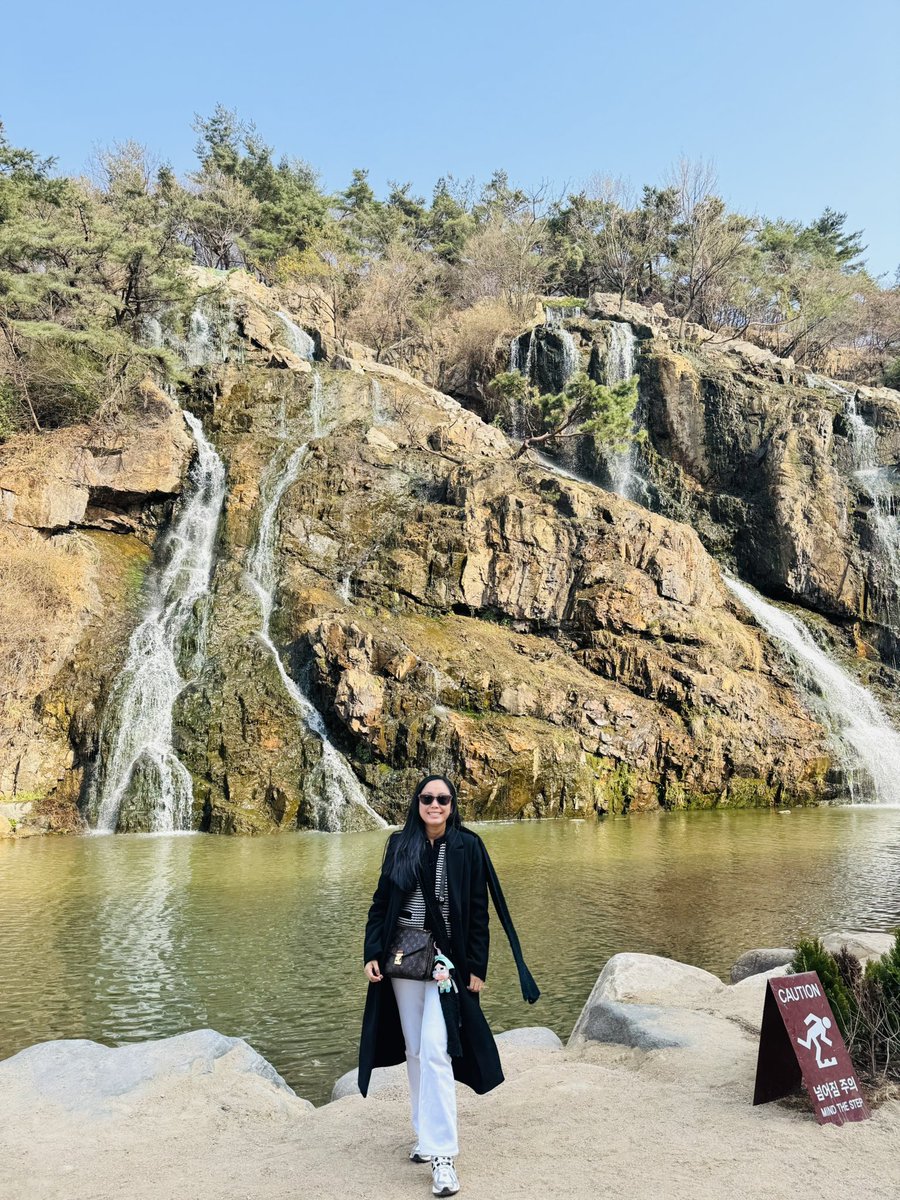 Aemy Abdullah tweet media