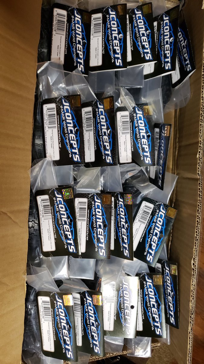 littlecraft4x4's tweet image. お待たせいたしました
JCONCEPTS タイヤ入荷

 #TEAMAJ 様より
デモカー
ASSOCIATED ELECTRICS
Enduro 12  Bushido 到着🚗³₃
ありがとうございます🙇🏻‍♀️"

無料体験できます
お気軽にお声がけください🍀
ご来店お待ちしております😊

 #JCONCEPTS  #Enduro  #crawler
 #littlecraft  #クローラーパーク