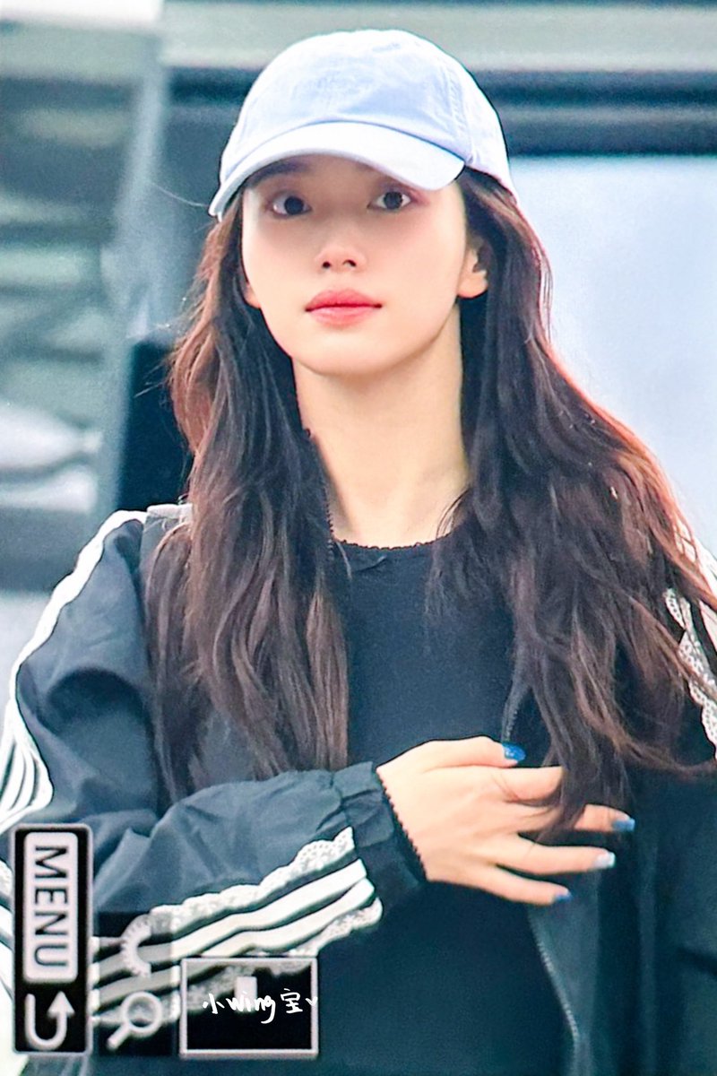 250405 ICN출국 프리뷰

오랜만🥲

#Kep1er #케플러 #XIAOTING #션샤오팅 #샤오팅 #심소정 #沈小婷