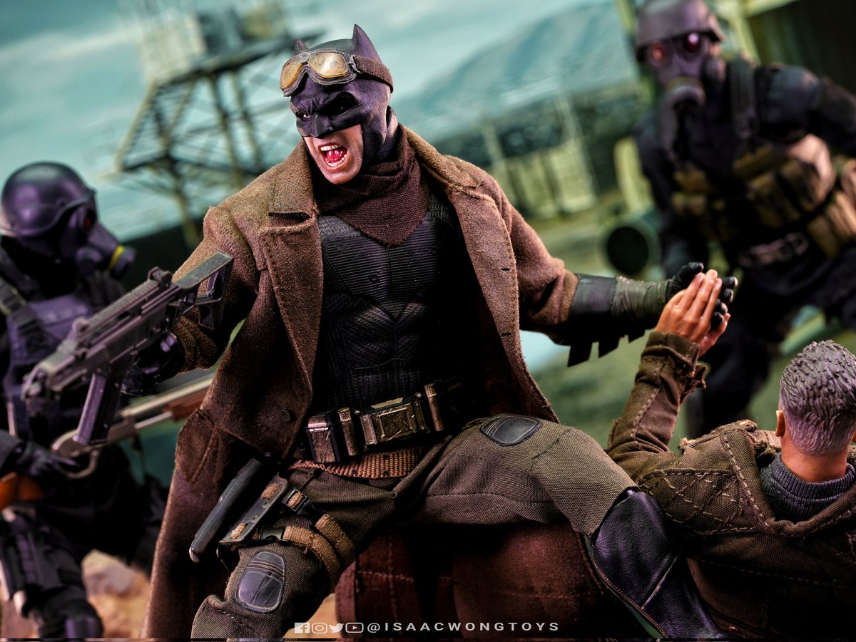 isaacwongtoys's tweet photo. [Muff Toys] 1/12 Kryptonite Seeker - Knightmare Batman (Deluxe Edition Exclusive ver.)

Review on Facebook : ISAACWONGTOYS

#MuffToys #DCEU #JusticeLeague #ZackSnyder #Batman #KnightmareBatman #BruceWayne #Superman #WonderWoman #Mafex #SHF #SHFiguarts #Mezco #IsaacWongToys https://t.co/dHVaGFqemB