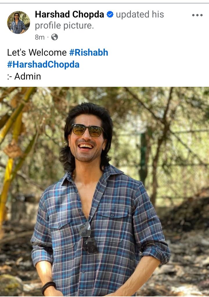 #HarshadChopda "If you have only one smile in you, give it to the people you love Smile, it is the key that fits the lock of everybody’s heart.” <a href="/ChopdaHarshad/">Harshad Chopda</a>  new beginning to new character, new journey #RishabhKapoor #BALH4 #badeacchelagtehain4 

Ps _ fb official page admin