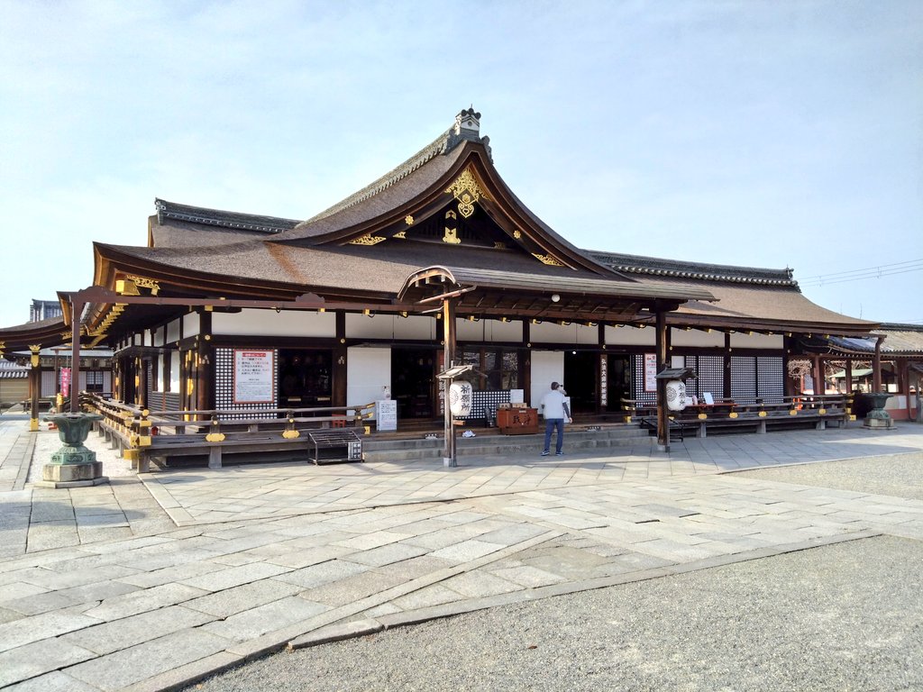rikuzo7's tweet photo. 東寺（教王護国寺）

京都市南区にある真言宗総本山の日本の仏教寺院
空海（弘法大師）が嵯峨天皇から東寺を下賜されたことにより、国家鎮護の官寺であるととも真言密教の根本道場となる。

#東寺　#空海　#京都　#御朱印 https://t.co/keza3HRbLC
