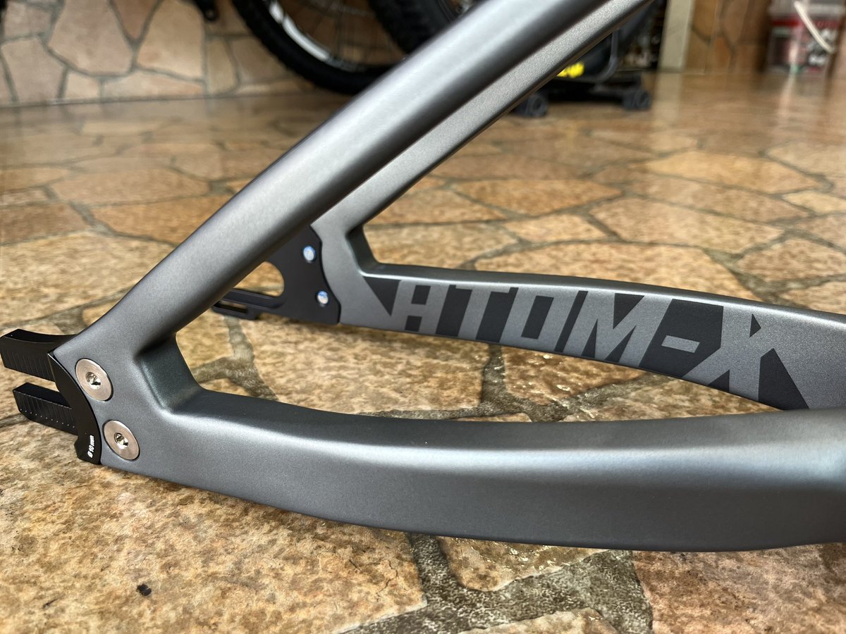 astbikes's tweet photo. 美しい#カーボン #bmxracing フレーム😍#wiawis #atomx #bmx #astbikes #astforest #和光 #秩父 #成増 #光が丘公園 #練馬 #板橋 https://t.co/y5I4sq2lQs