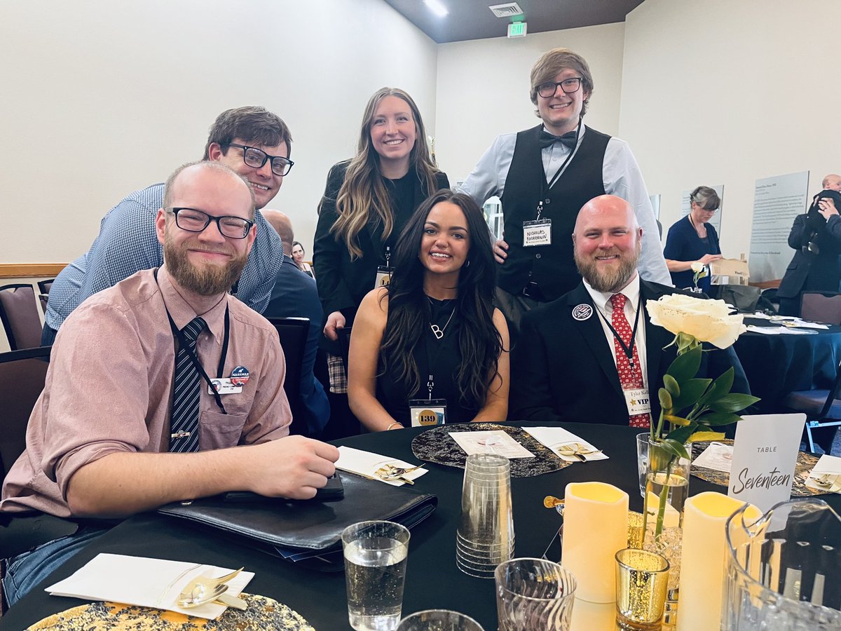 TylerRicksID's tweet photo. Great night at the @ADAGOPCC Lincoln Day hearing from @HagemanforWY/ @RepHageman and seeing a good amount of @IdahoYRs ! Thanks for the autos Congresswoman !
#adastrong #idyr #yr #lincolnday https://t.co/h0PxaoCTA9