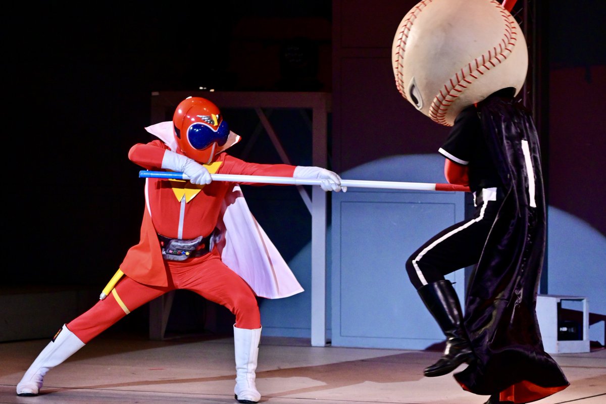 「5人揃ったゴレンジャー！」
オリジナルキャストが集結！『秘密戦隊ゴレンジャー50周年記念シークレットプレミアイベント』開催
movie-core.jp/blog-entry-126…
#ゴレンジャー50周年 #誠直也 #宮内洋 #だるま二郎 #小牧りさ #伊藤幸雄 #関智一