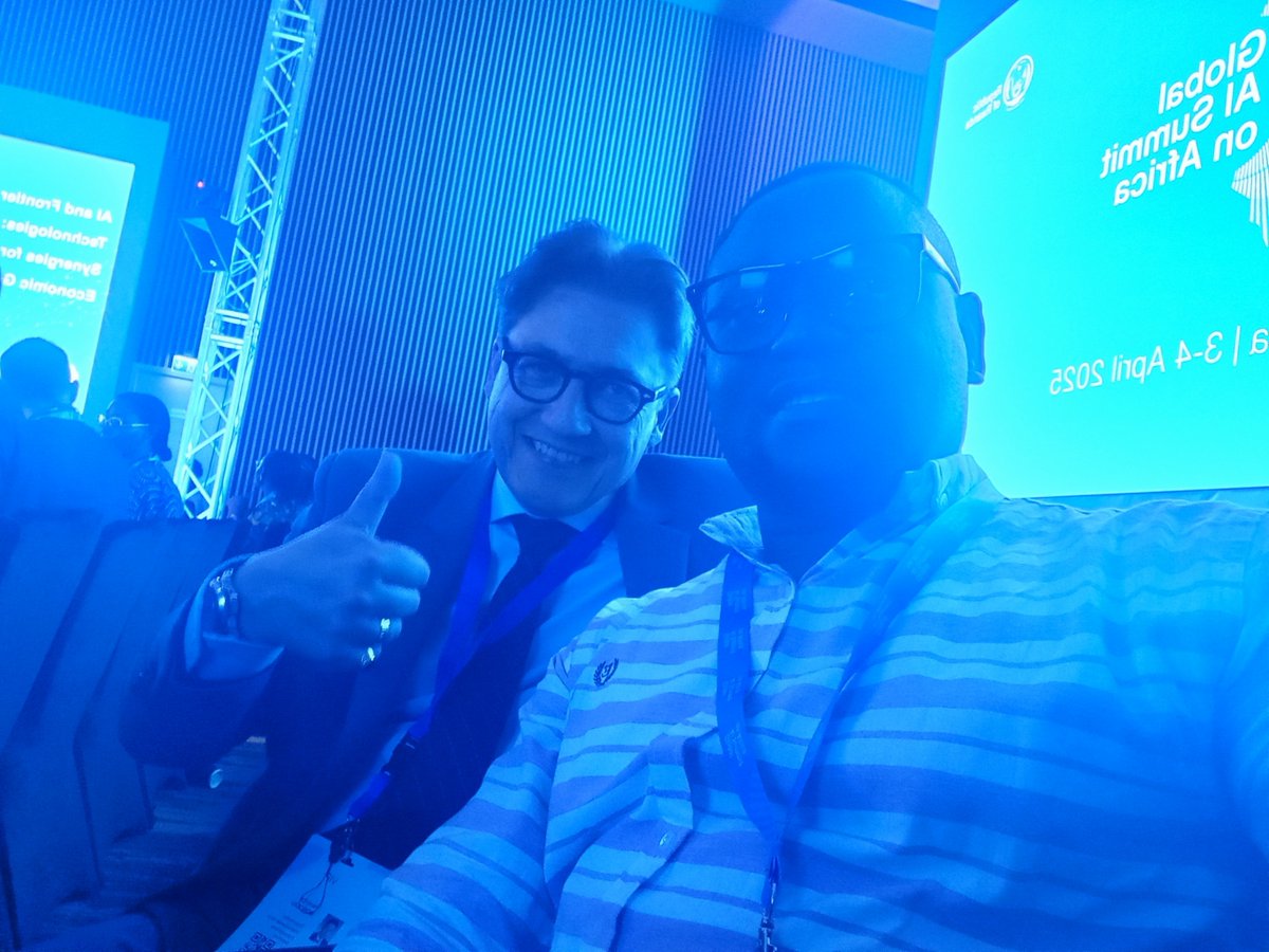 eric_manirag's tweet image. 🤝 Honored to meet amazing pioneers at #GAISAfrica2025 driving change in Health &amp;amp; AI:

🔹 Dr. Khondaker A. Mamun (@CMEDHealth)
🔹 Lady Mariéme Jamme (@iamtheCODE)
🔹 Hon. @JeanPhilbert (@AfricaCDC)
🔹 Henri Eli Monceau (@OIF)
Truly inspiring! 🌍💡